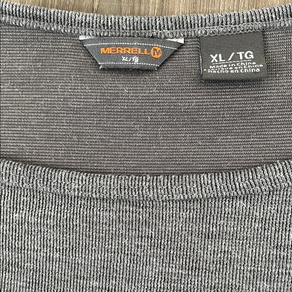 Merrell Gray Ribbed Long Sleeve Top - Picture 2 of 5